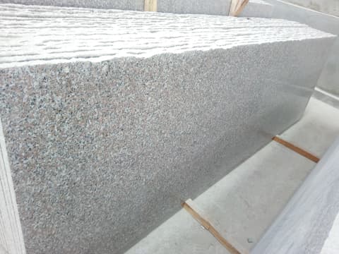 Rosa El Nasr granite strips, flamed finish